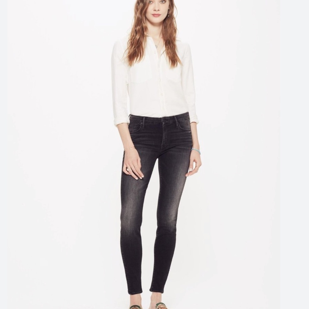 Mother The Looker in Night Hawk Stretch Skinny Jeans 25